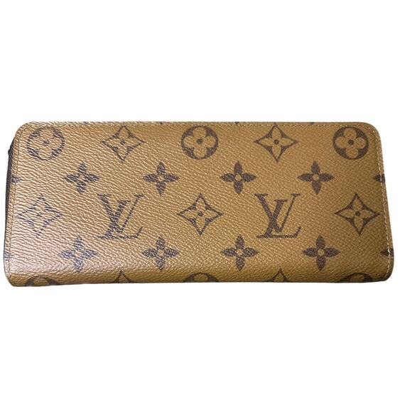 Clemence Wallet - Picture 1 of 5